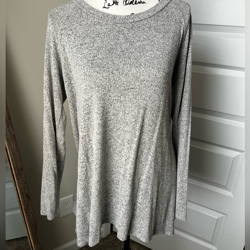 Shark bite sweater top.